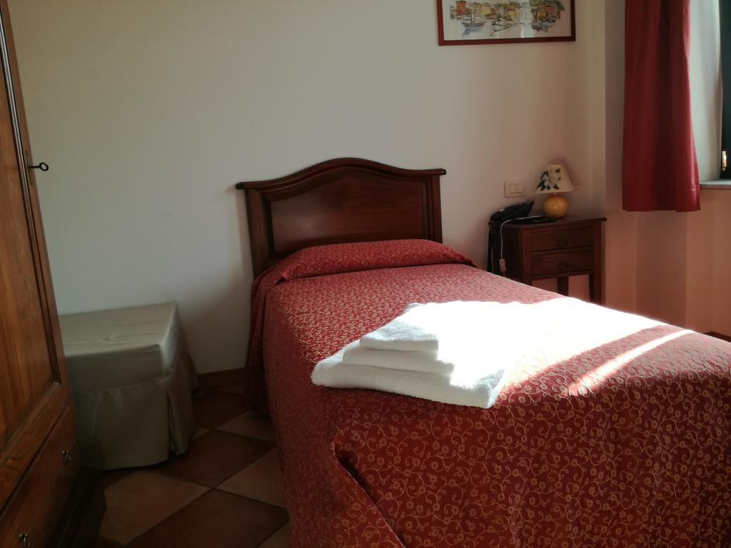 Locanda Dell'Arzente Сан-Сальваторе-Монферрато Экстерьер фото