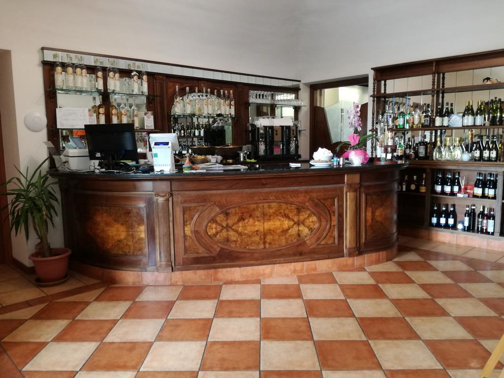 Locanda Dell'Arzente Сан-Сальваторе-Монферрато Экстерьер фото